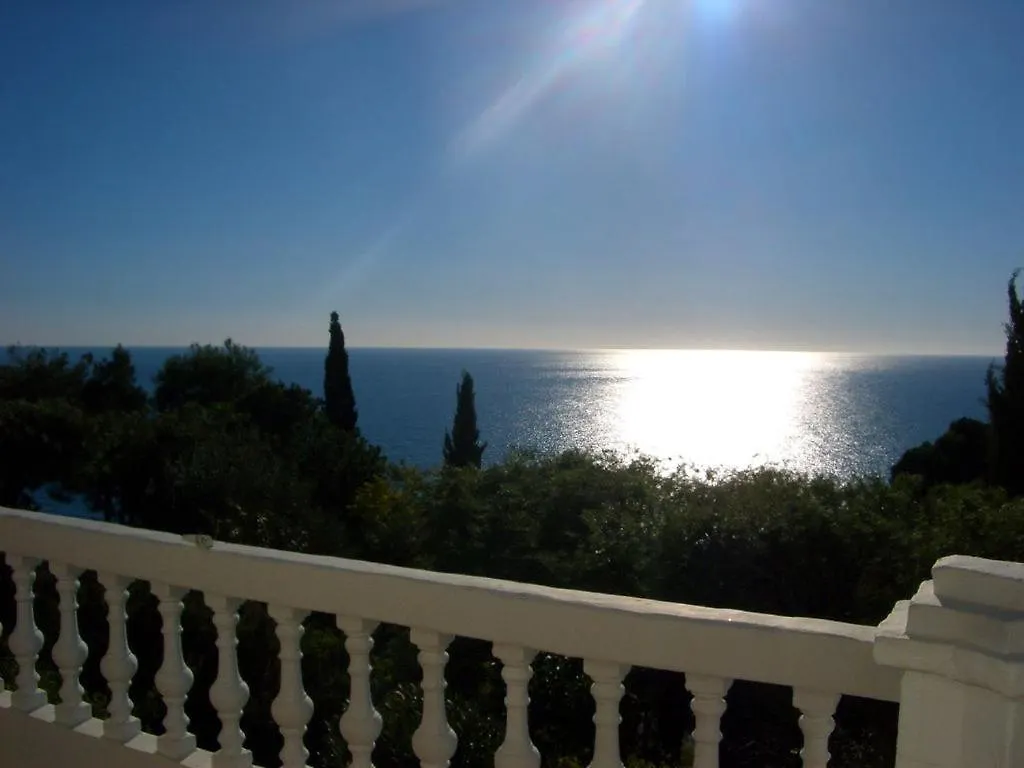 Casa Patricia, Ladera Del Mar, Nerja Apartment